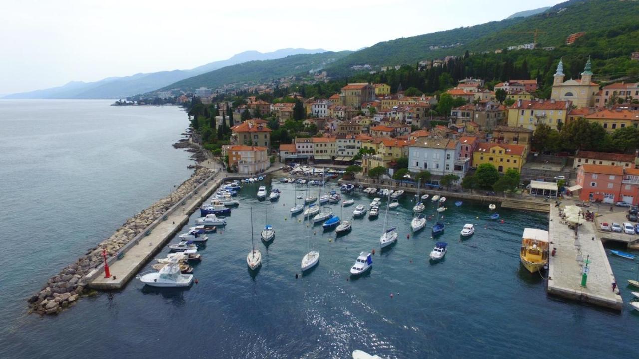 Apartments Matacin With Sea View Opatija Exterior foto
